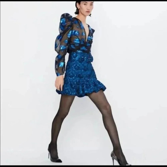 Zara FLOUNCED HEM BELTED SKIRT - Picture 3 of 8